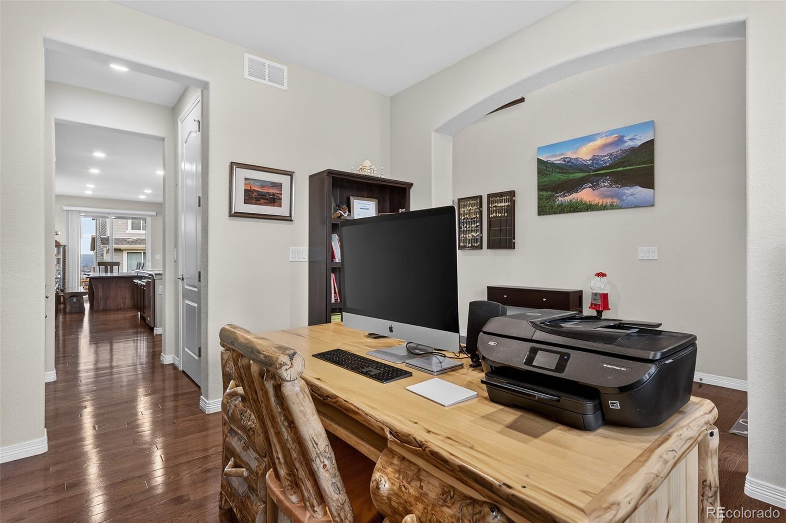 2656 Leafdale Circle