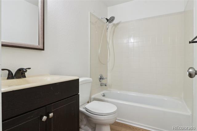 18711 E Arkansas Place