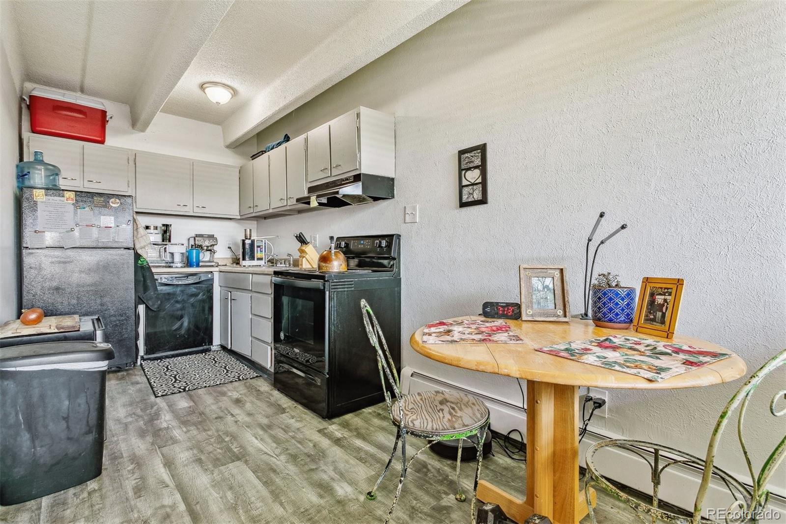 2401 S Gaylord Street Unit: 303