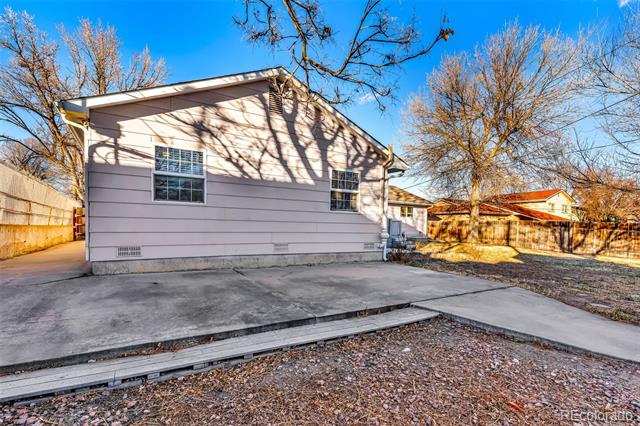 1012 Harding Avenue