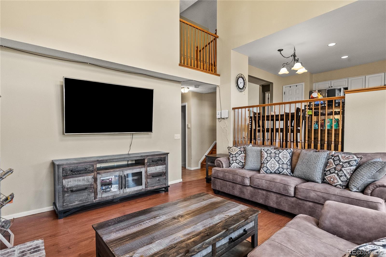 317 Wessex Circle