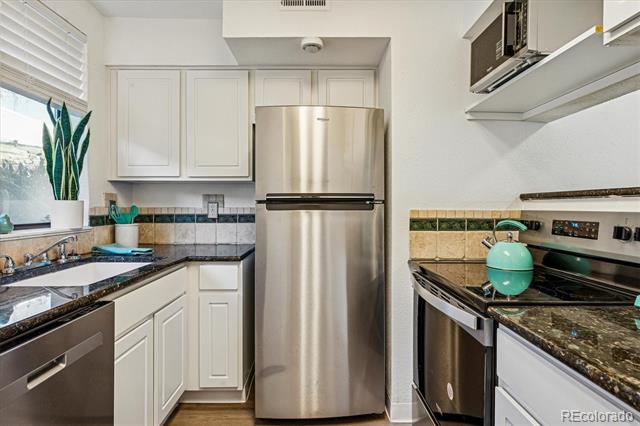 303 W Lehow Avenue Unit: 4