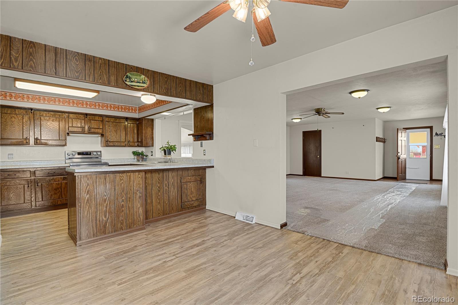 1847 Mountain View Drive