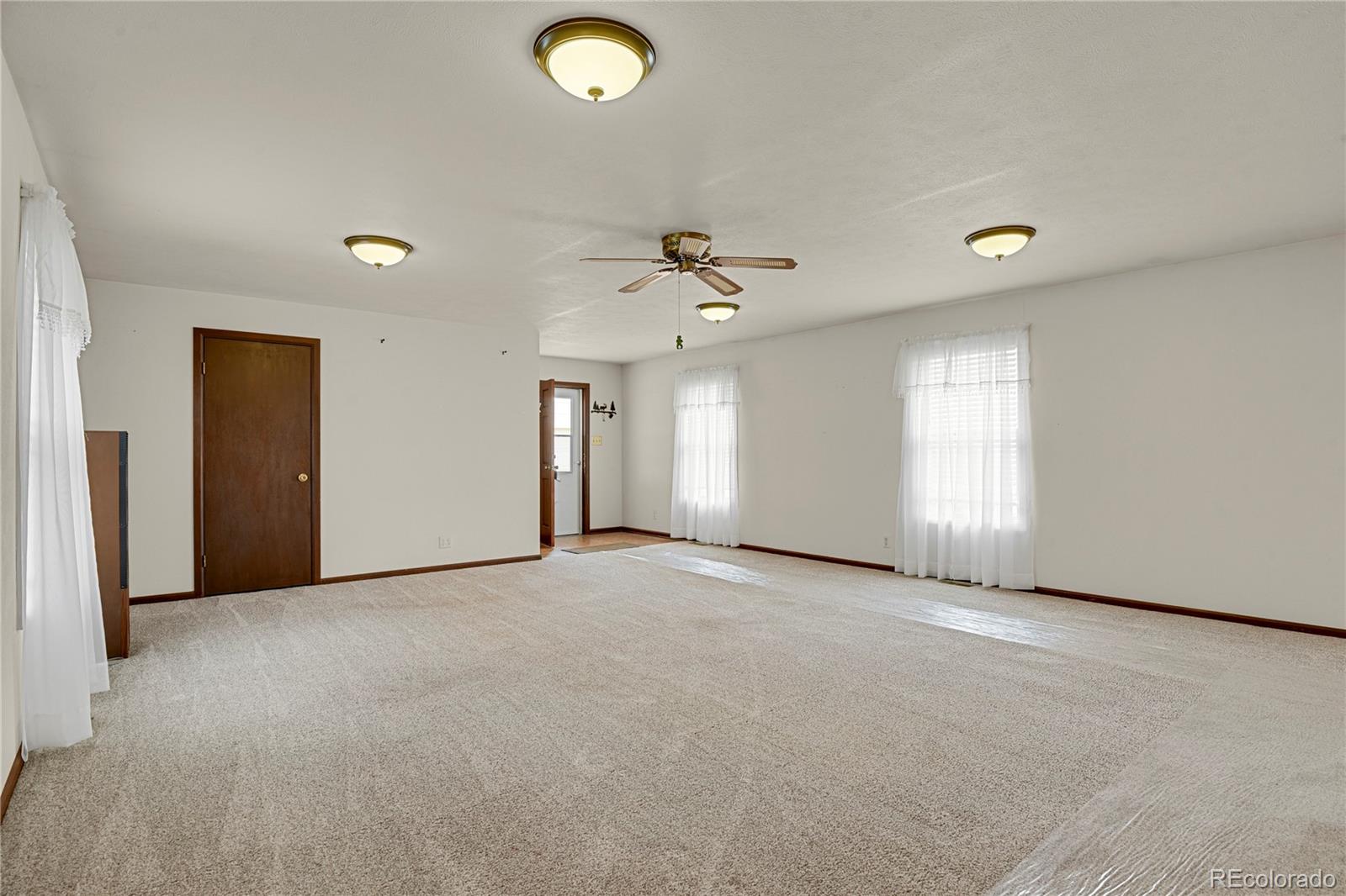 1847 Mountain View Drive