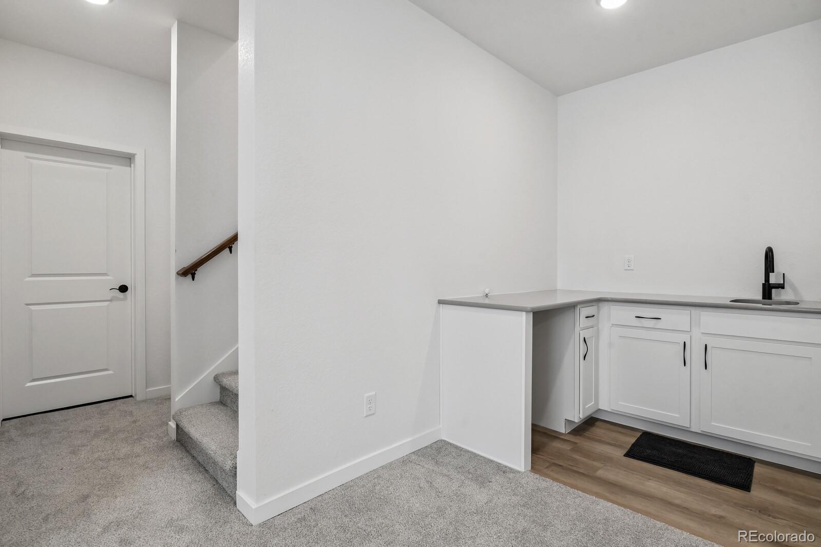 8996 Wolf Valley Drive