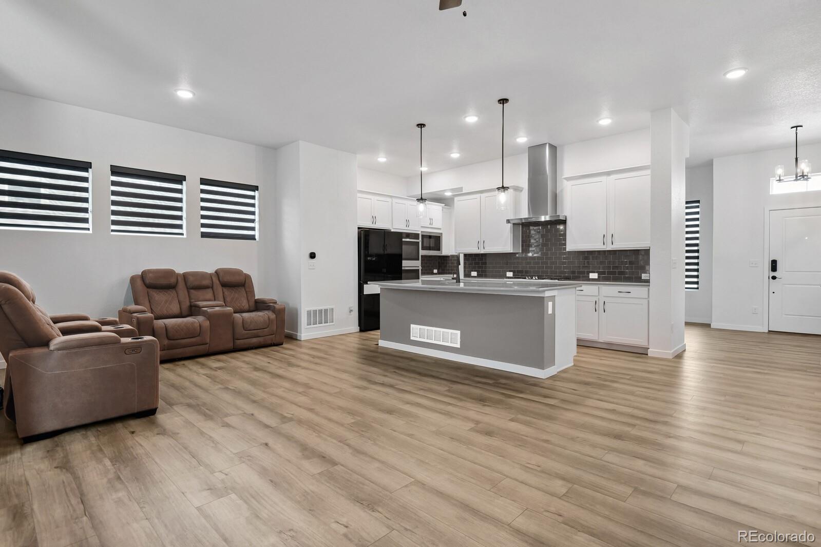 8996 Wolf Valley Drive