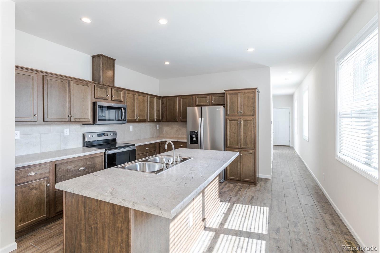 2394 N Emporia Street