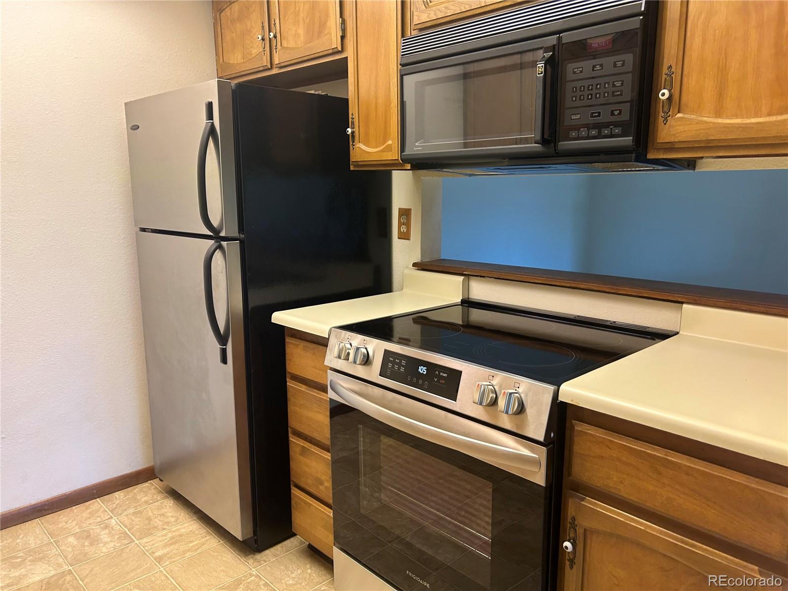 14467 E 1st Drive Unit: B09