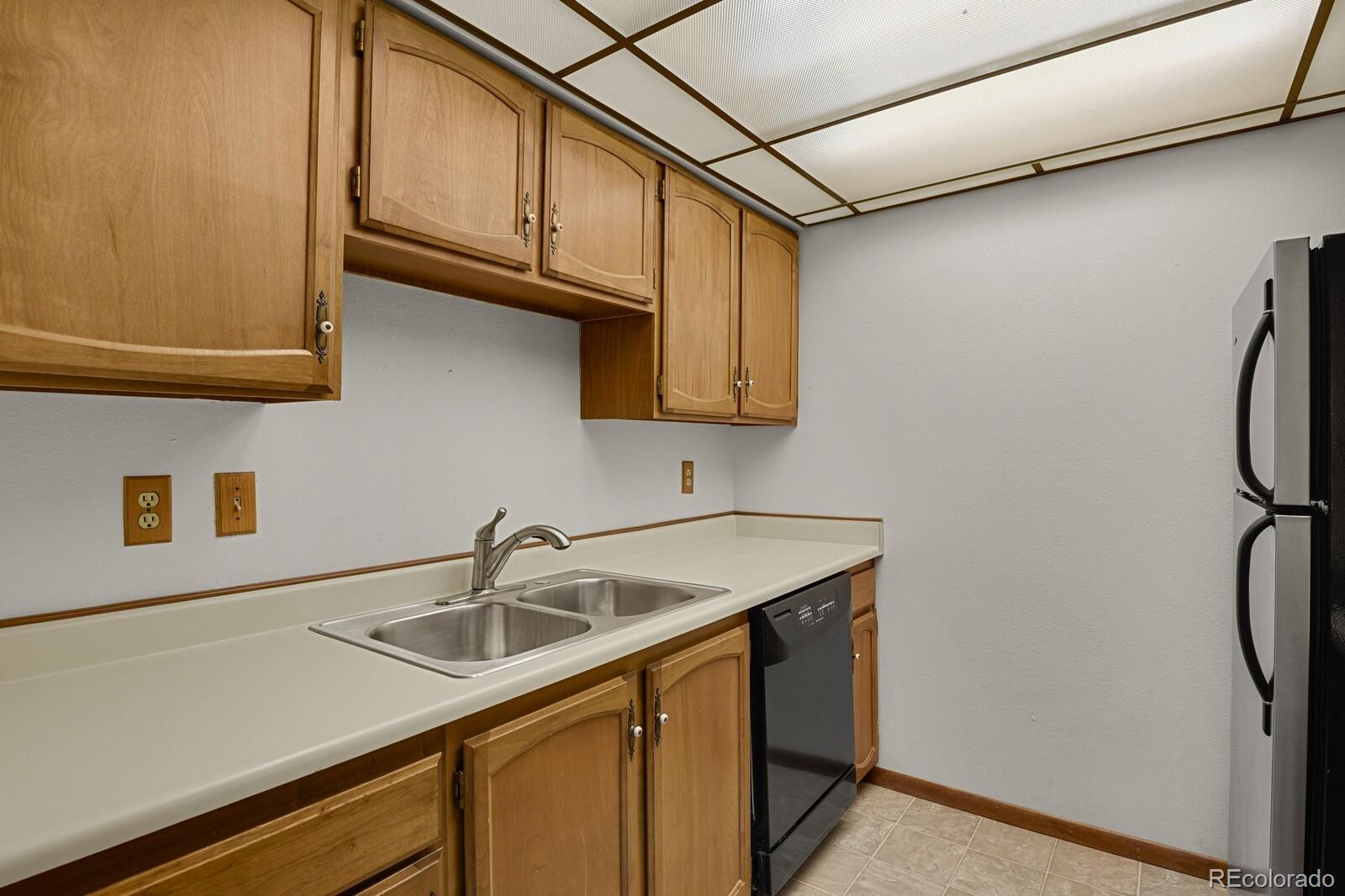 14467 E 1st Drive Unit: B09