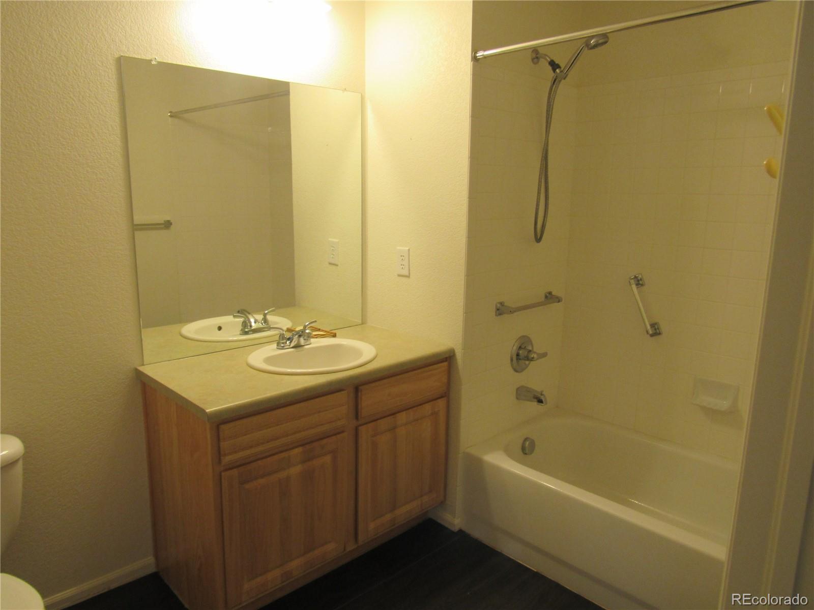 575 Alton Way Unit: E