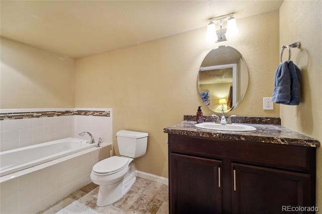 12472 E 106th Place