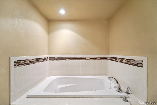 12472 E 106th Place
