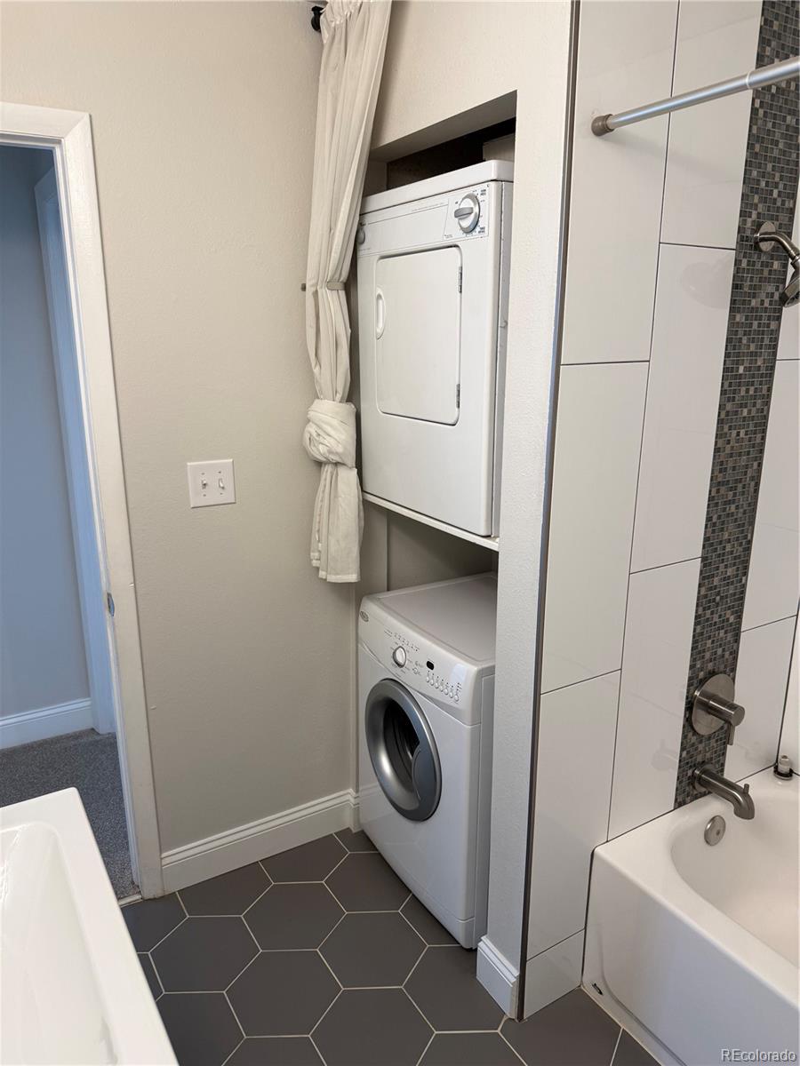 7175 S Gaylord Street Unit: B