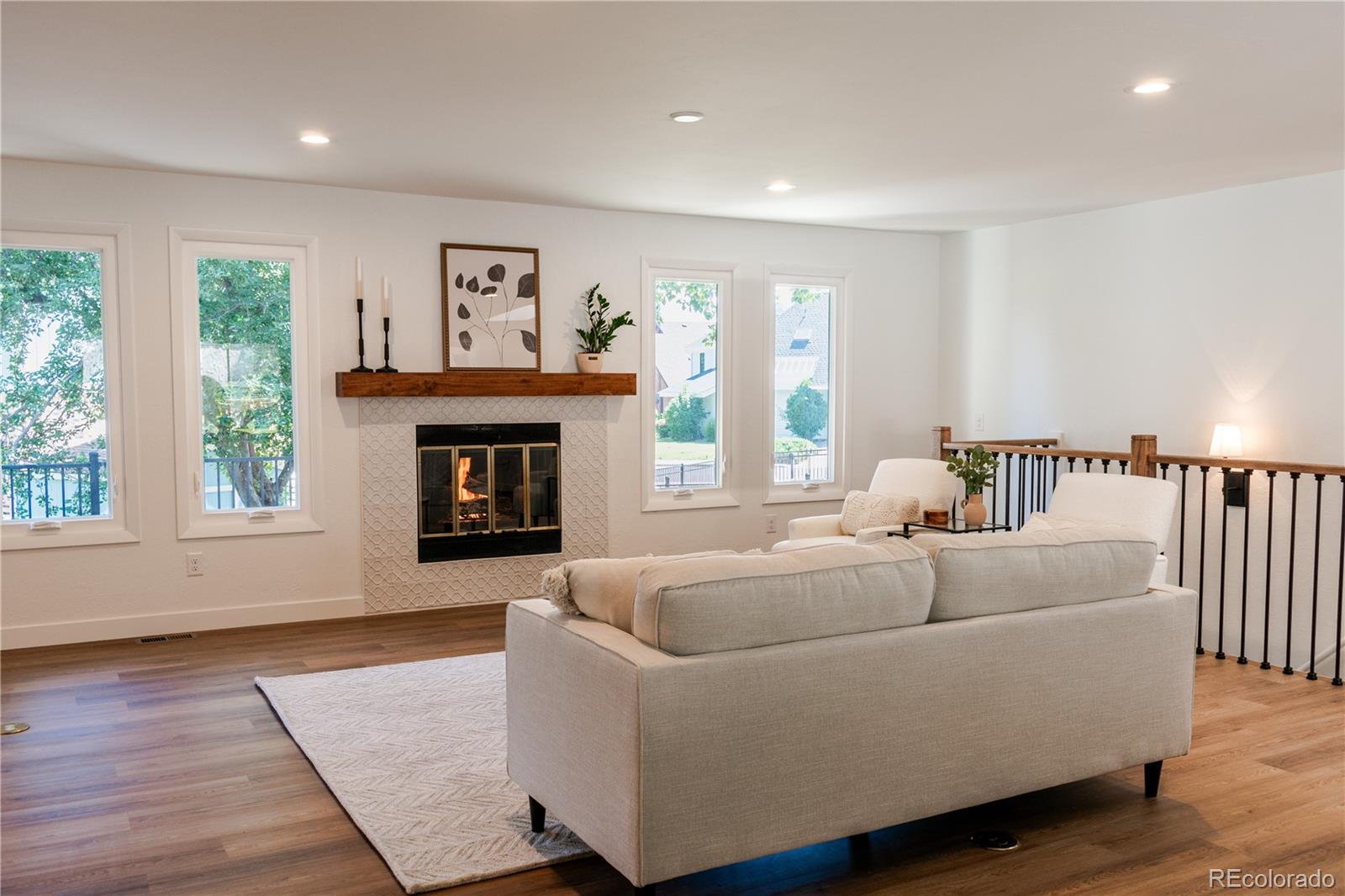 200 E 14th Avenue