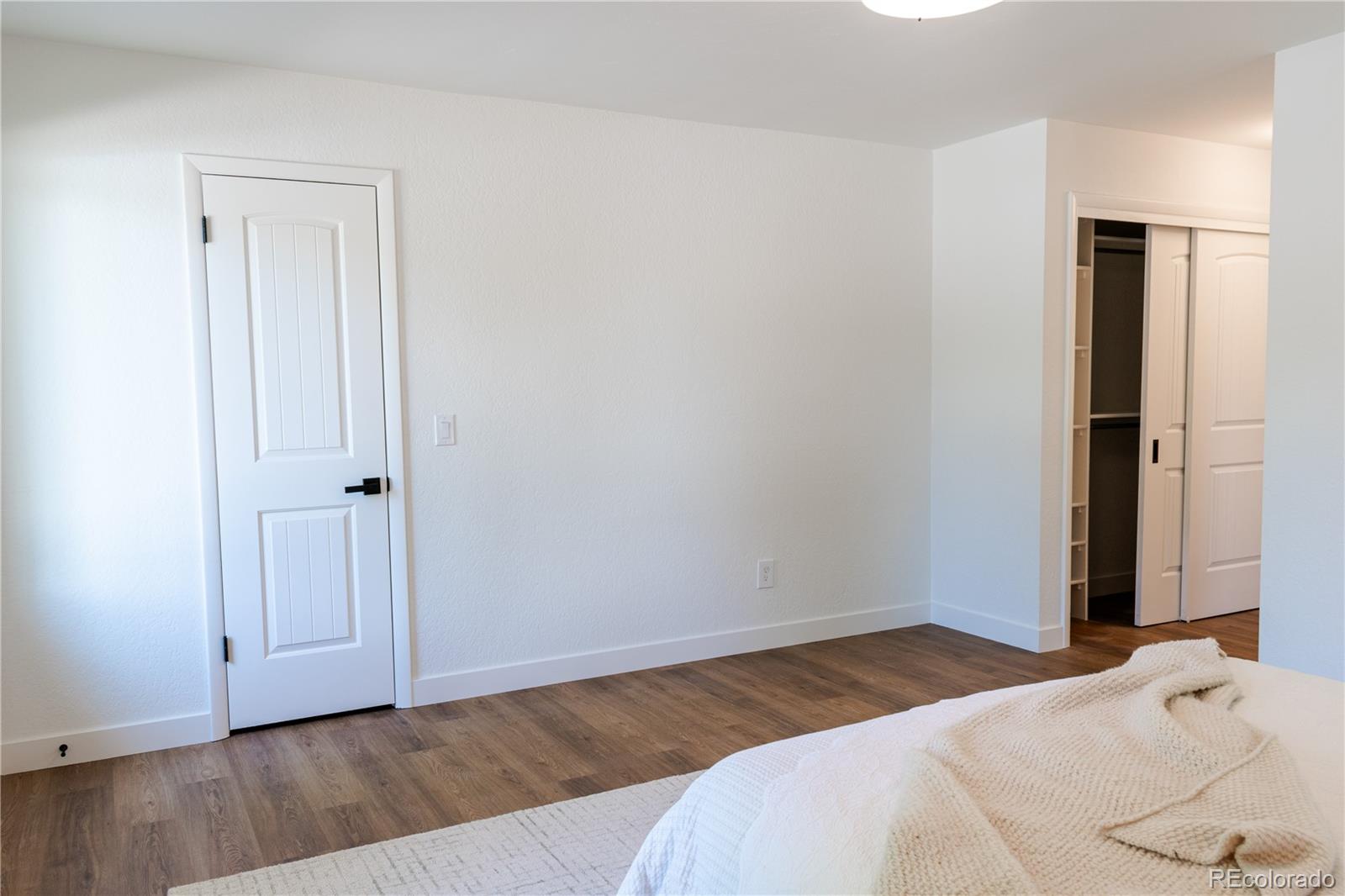 200 E 14th Avenue