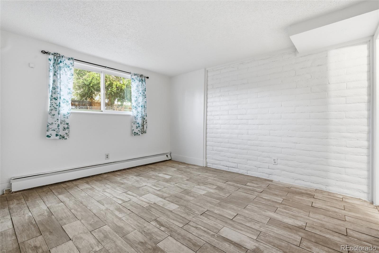 875 S Quebec Street Unit: 1