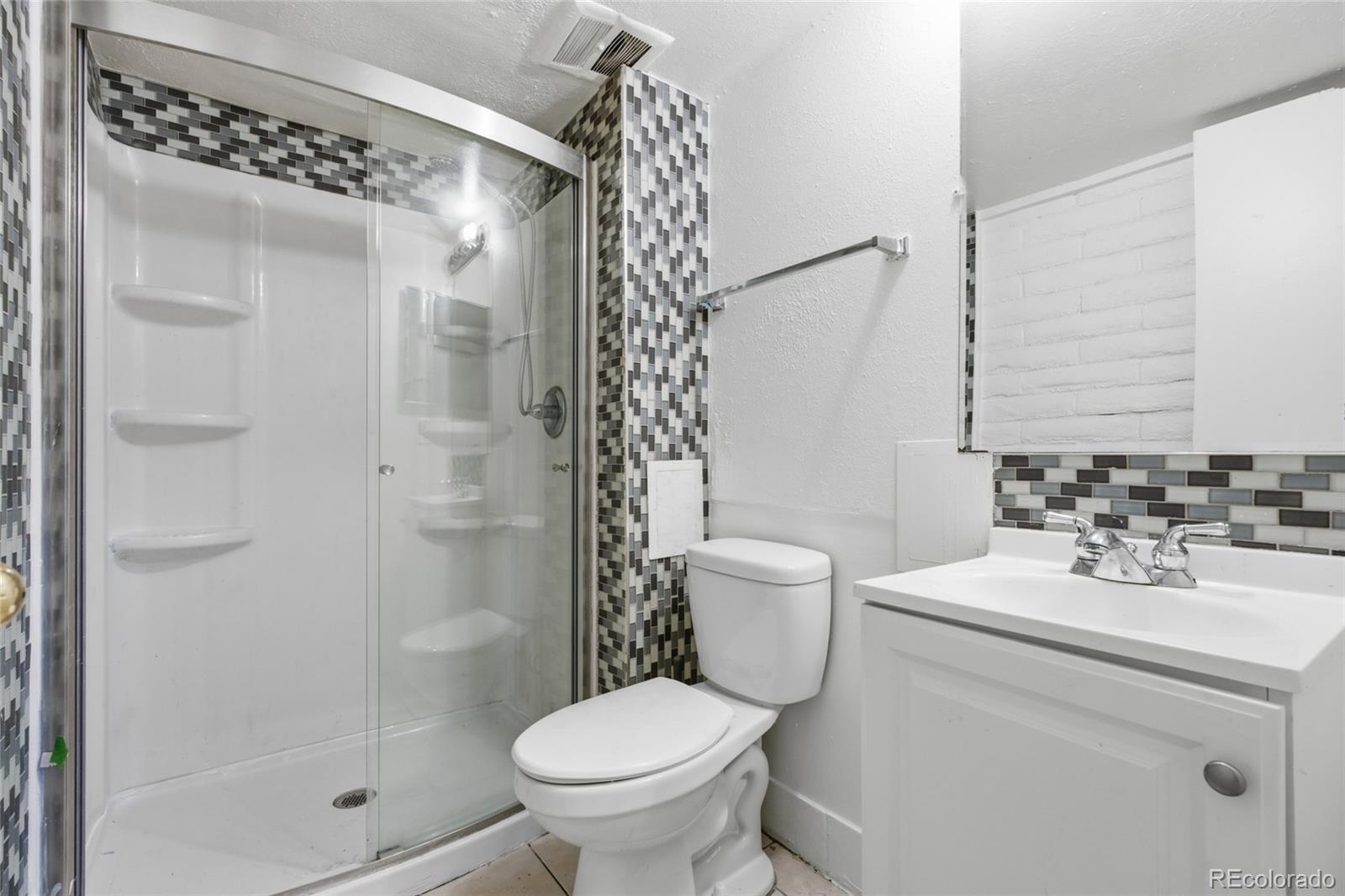 875 S Quebec Street Unit: 1