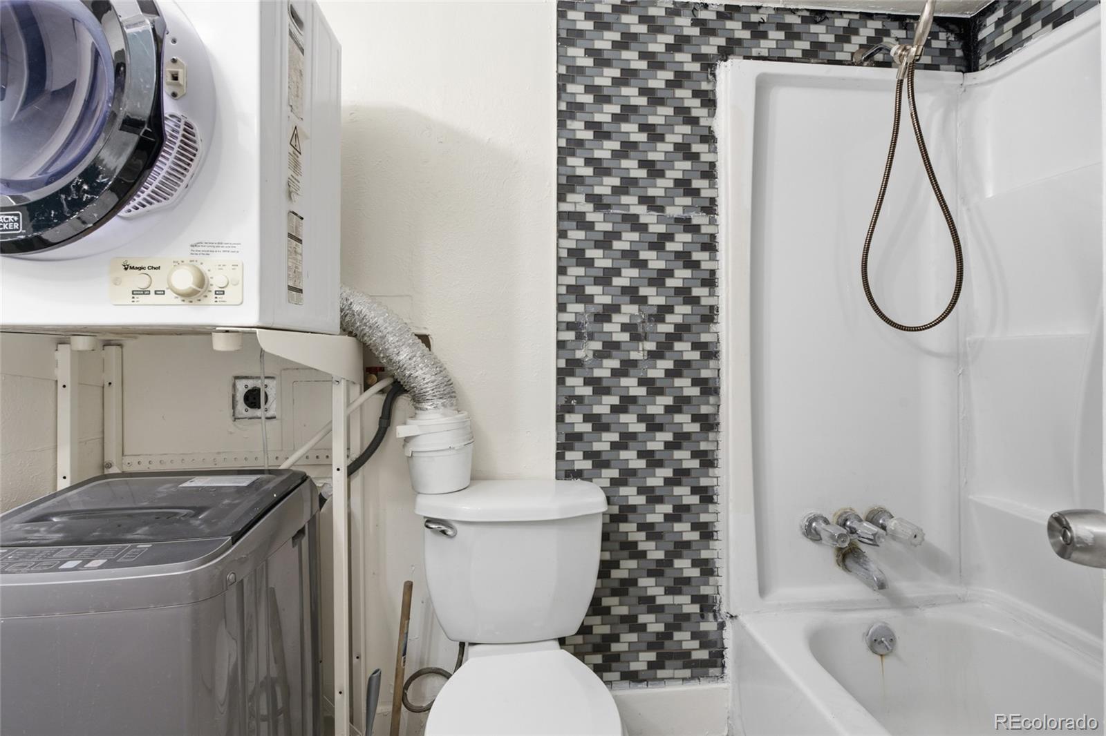 875 S Quebec Street Unit: 1