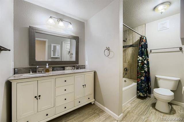 7440 S Blackhawk Street S Unit: 202