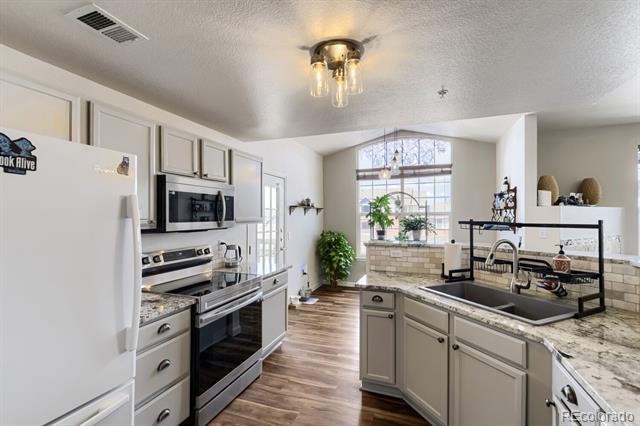 7440 S Blackhawk Street S Unit: 202
