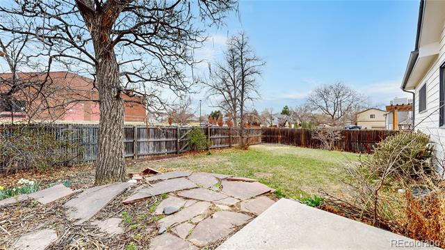 1074 E 132nd Way