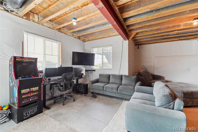 27069 E Fremont Place