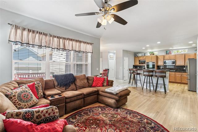11367 S Blackthorn Court