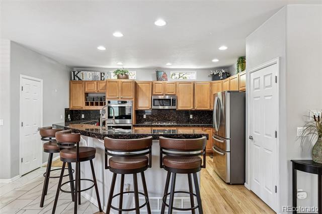 11367 S Blackthorn Court