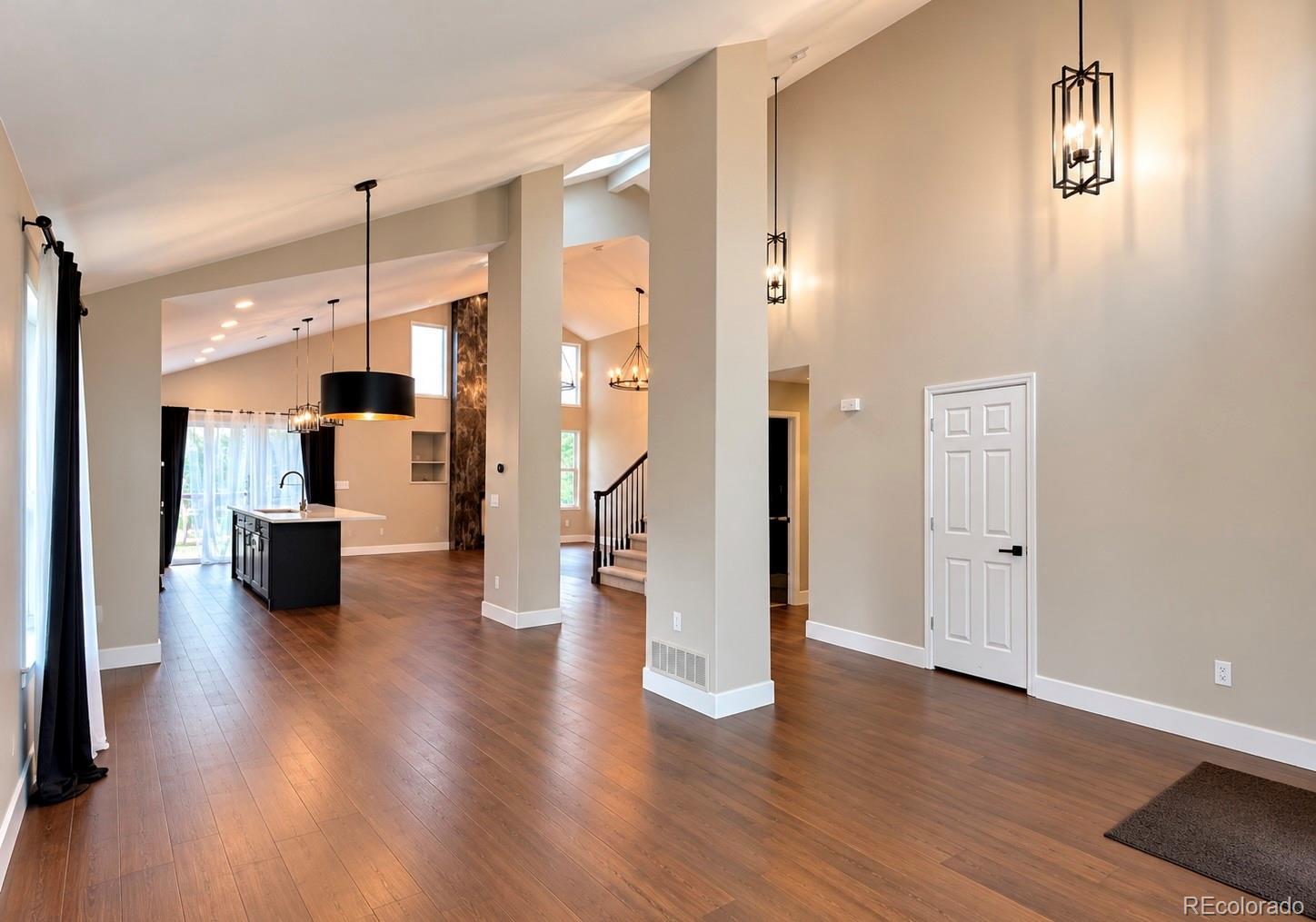 10208 Hexton Court