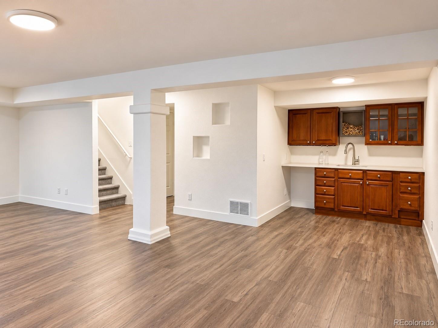 10208 Hexton Court