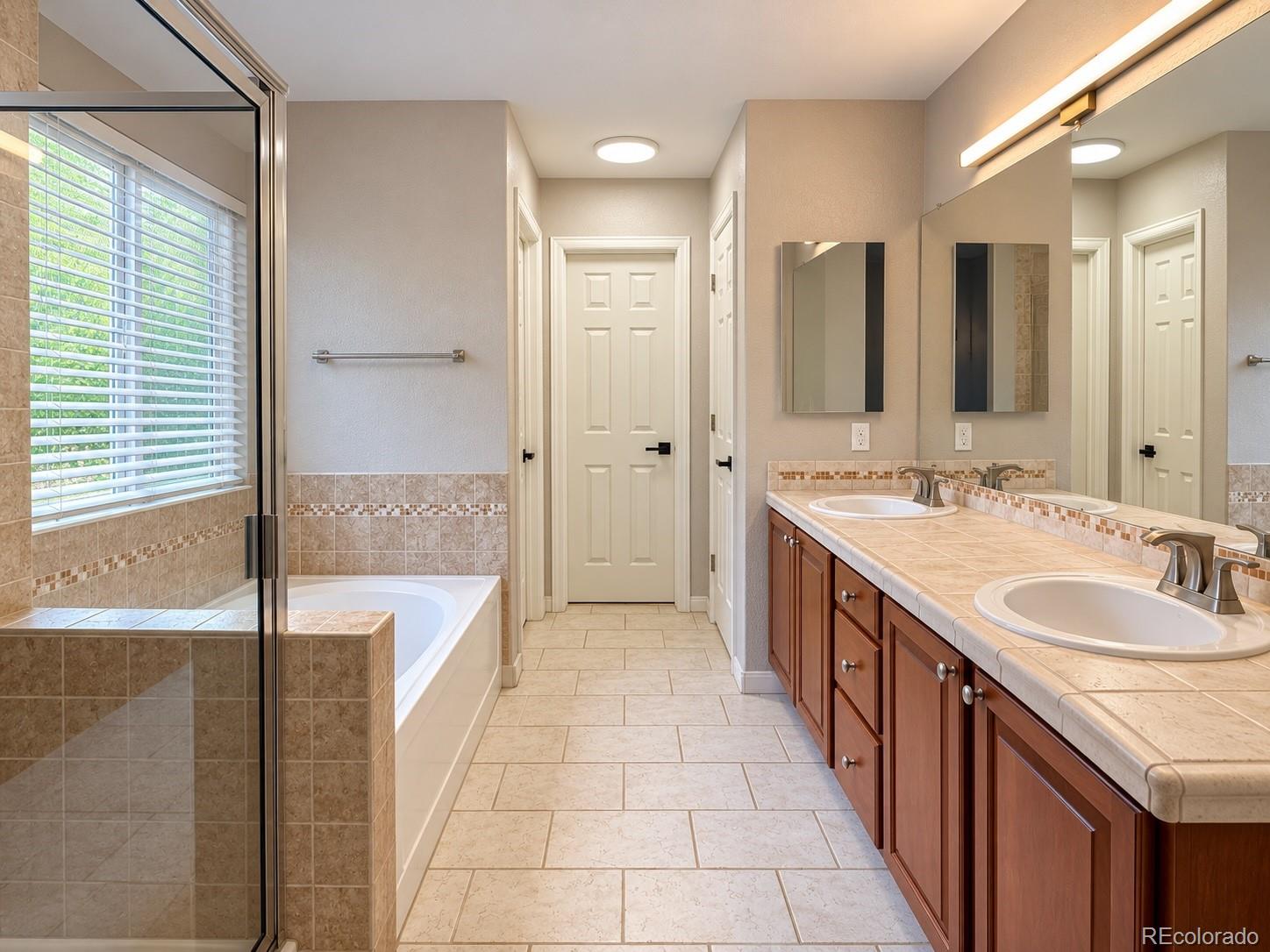 10208 Hexton Court