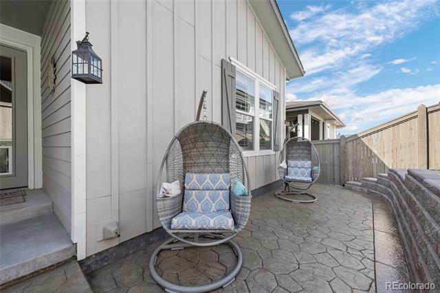 588 Felicity Loop