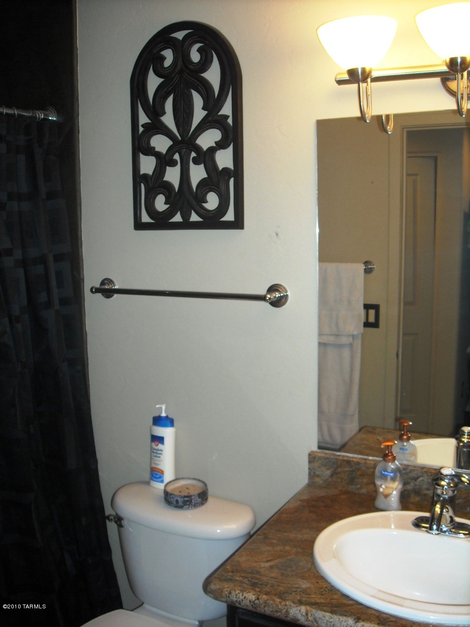 446 N Campbell Avenue Unit: 6102