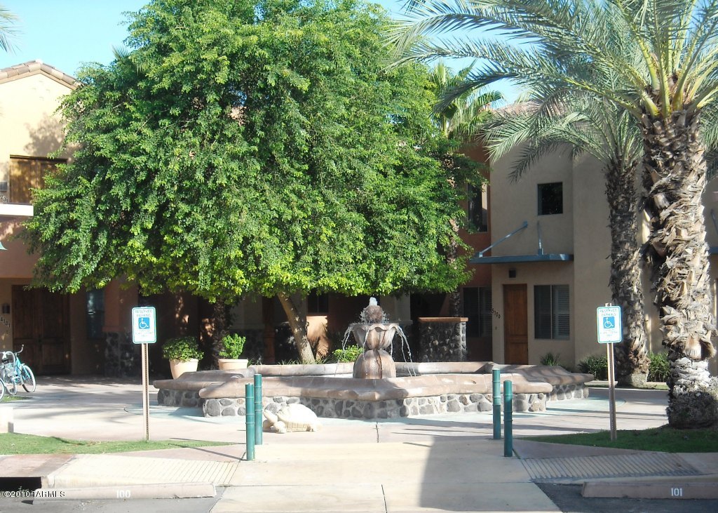 446 N Campbell Avenue Unit: 6102