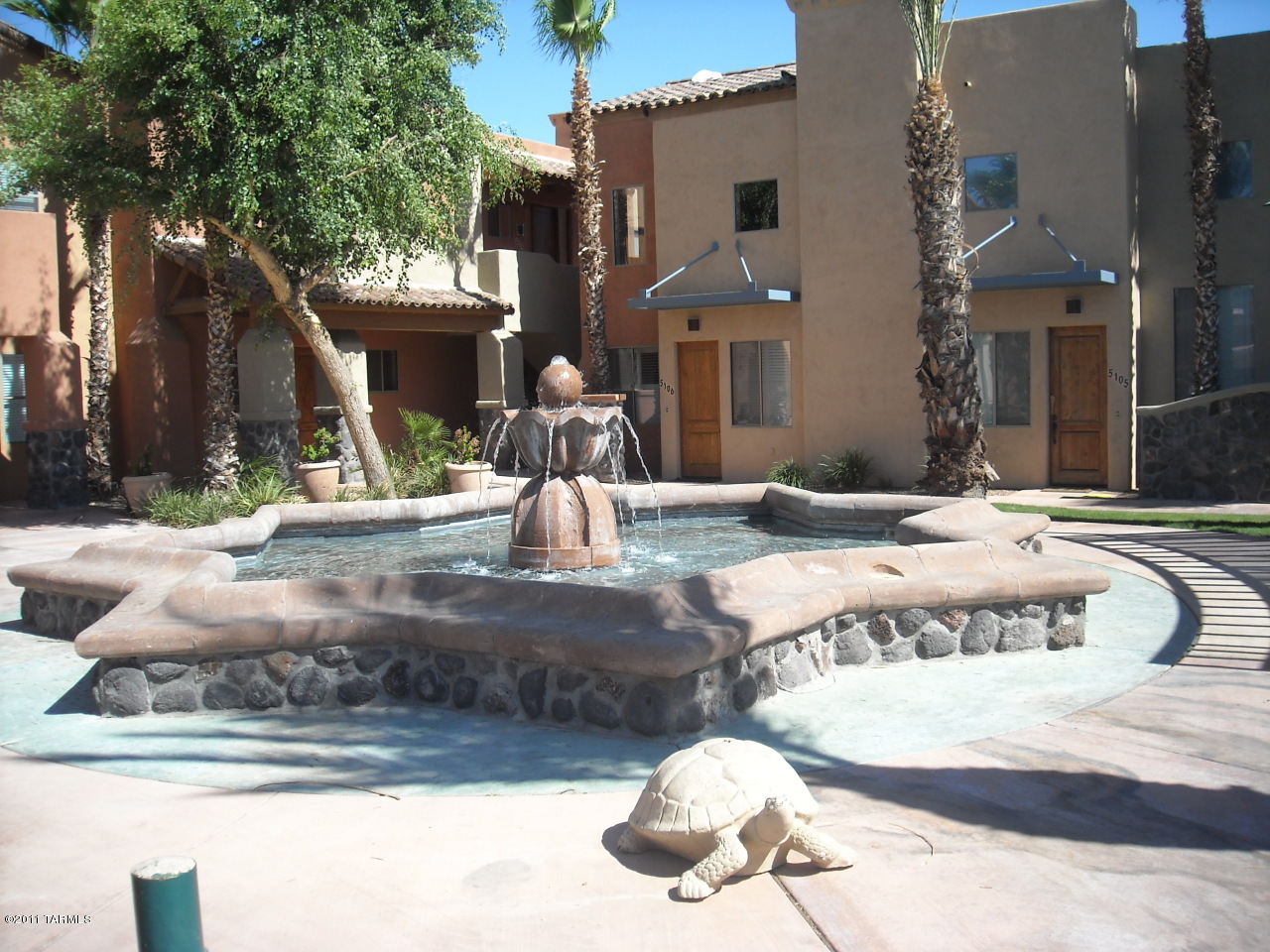 446 N Campbell Avenue Unit: 5106