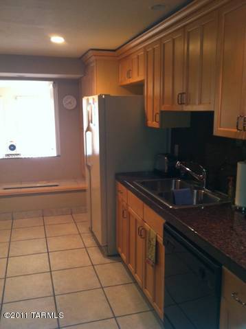 6175 E Diana Place
