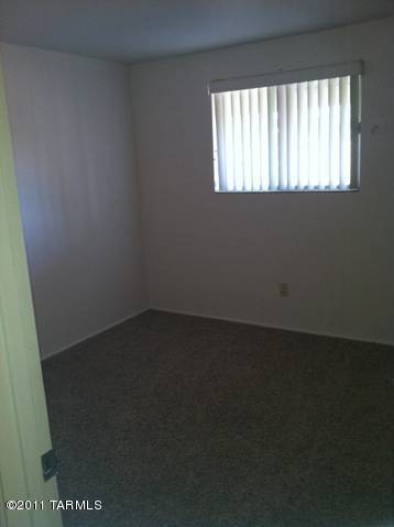 6175 E Diana Place
