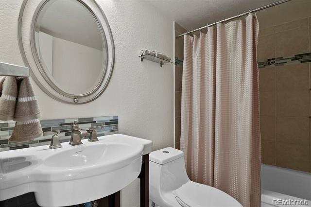 100 S Clarkson Street Unit: 202