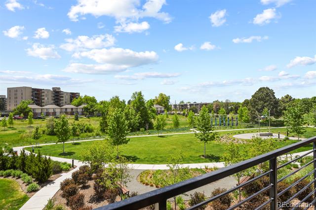 6618 E Lowry Boulevard Unit: 212