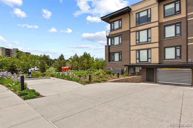 6618 E Lowry Boulevard Unit: 212