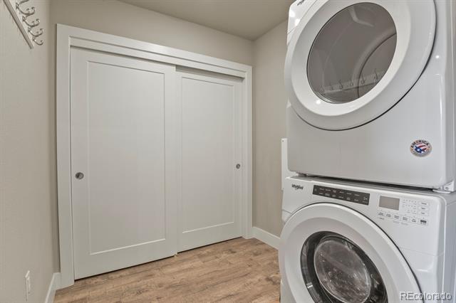 6618 E Lowry Boulevard Unit: 212
