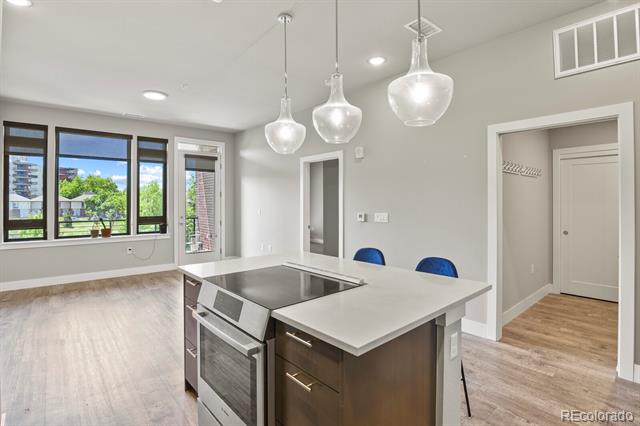 6618 E Lowry Boulevard Unit: 212