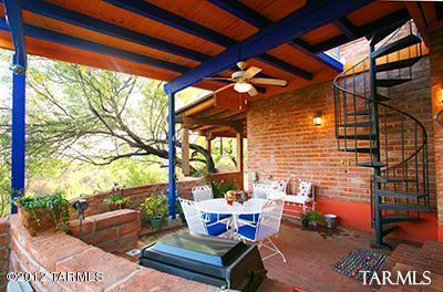 6218 N Zorrela Segundo