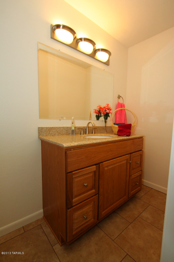 4245 N Camino Gacela
