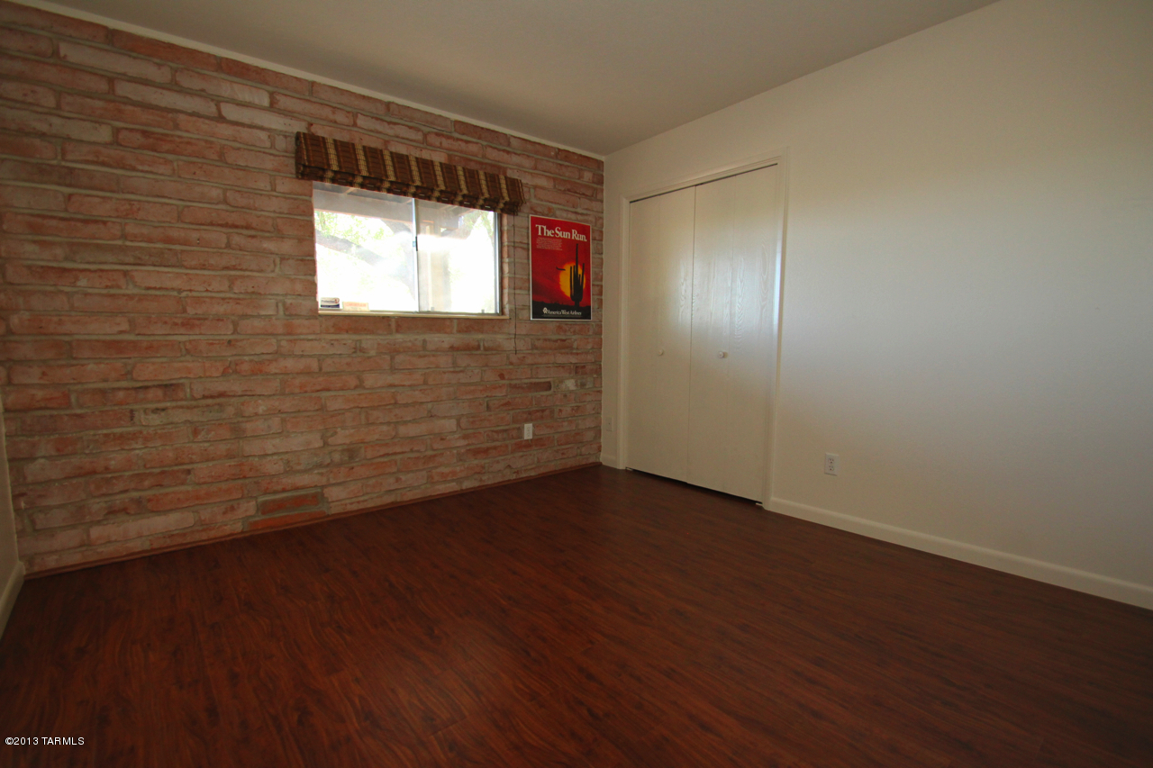 4245 N Camino Gacela