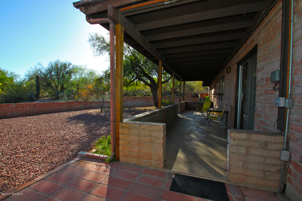 4245 N Camino Gacela