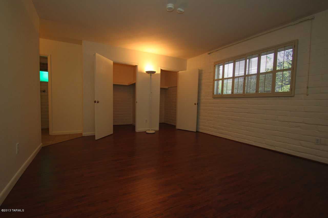 4245 N Camino Gacela