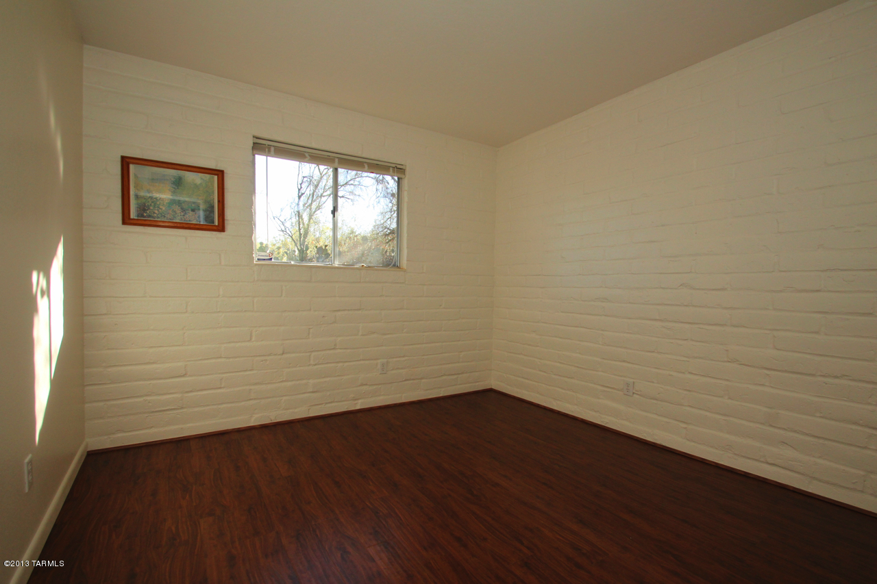 4245 N Camino Gacela
