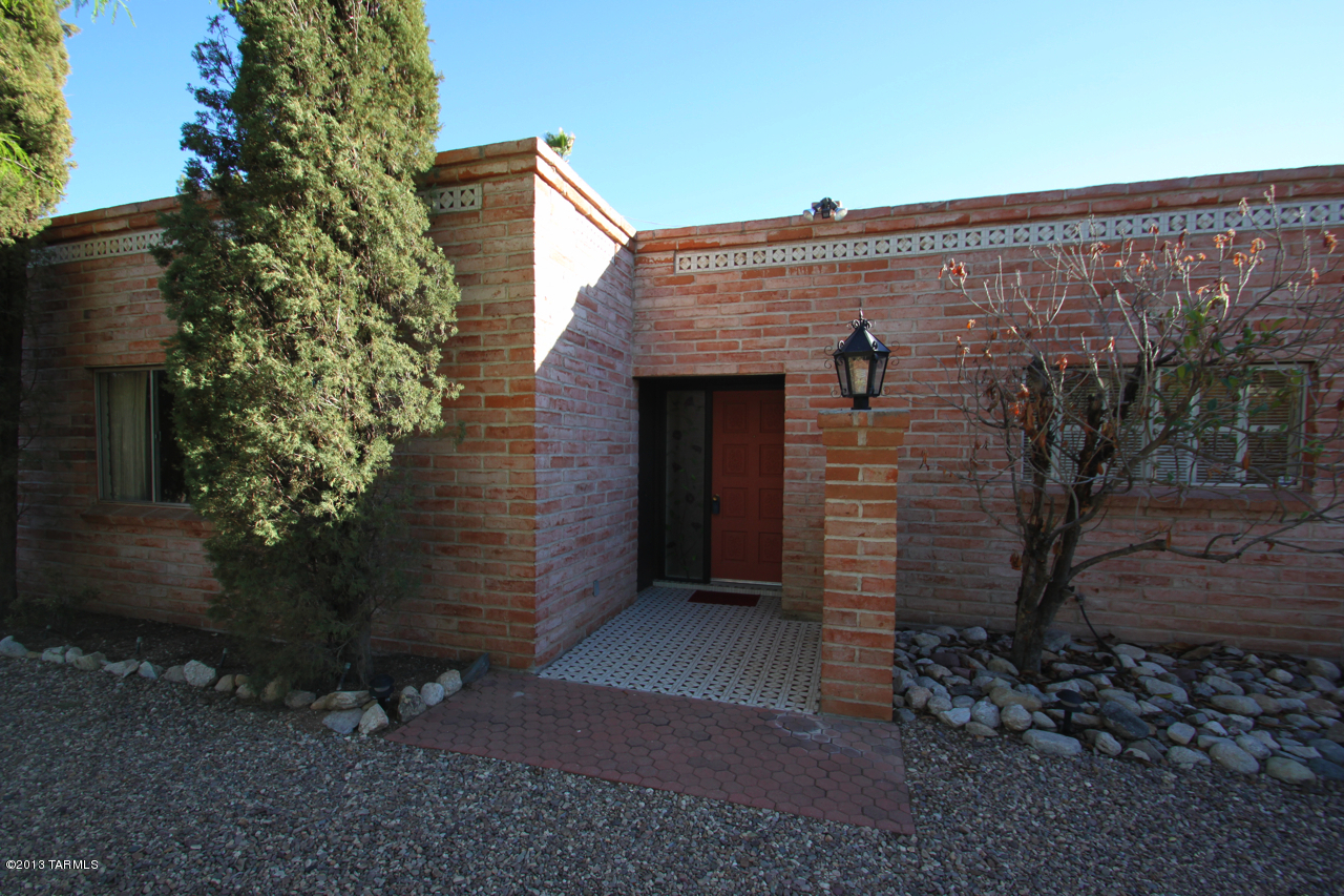 4245 N Camino Gacela
