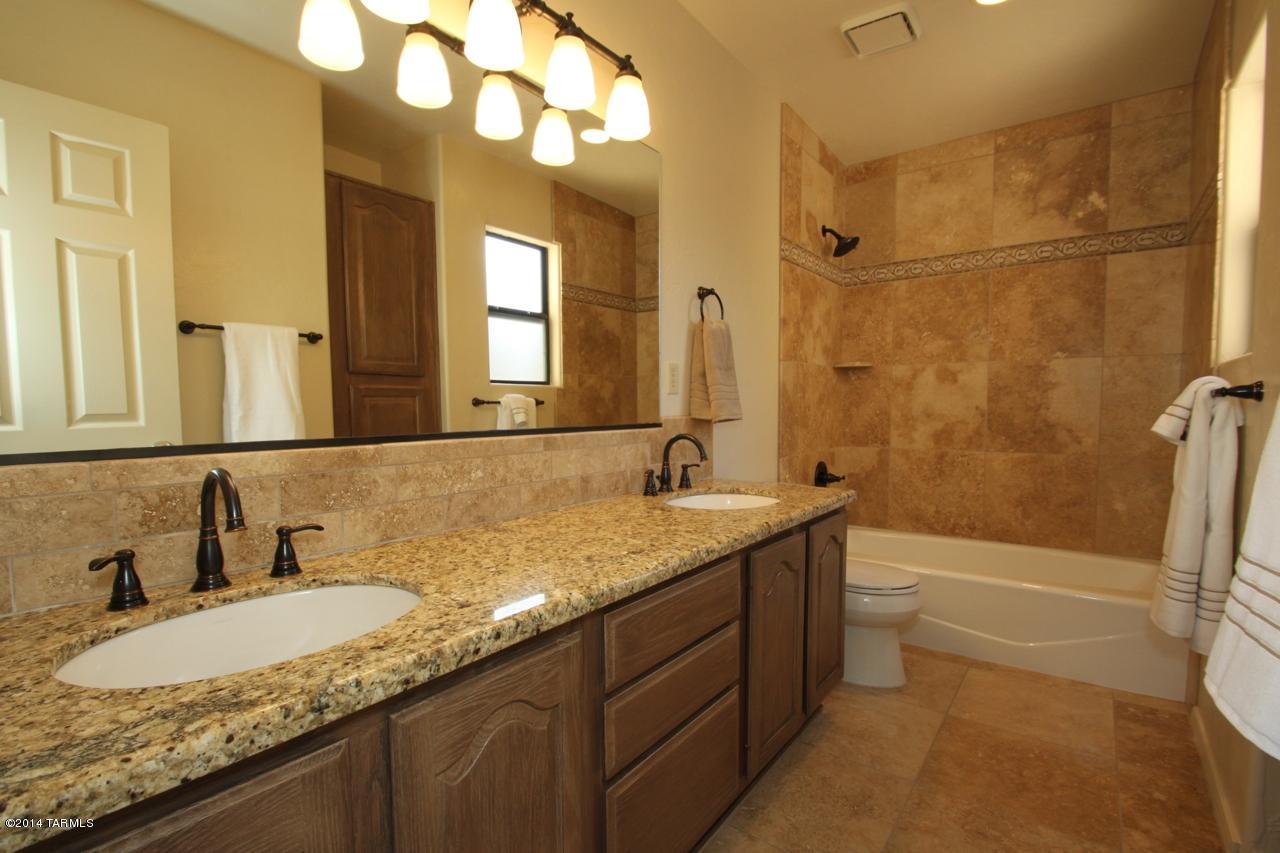 6420 N Regal Manor